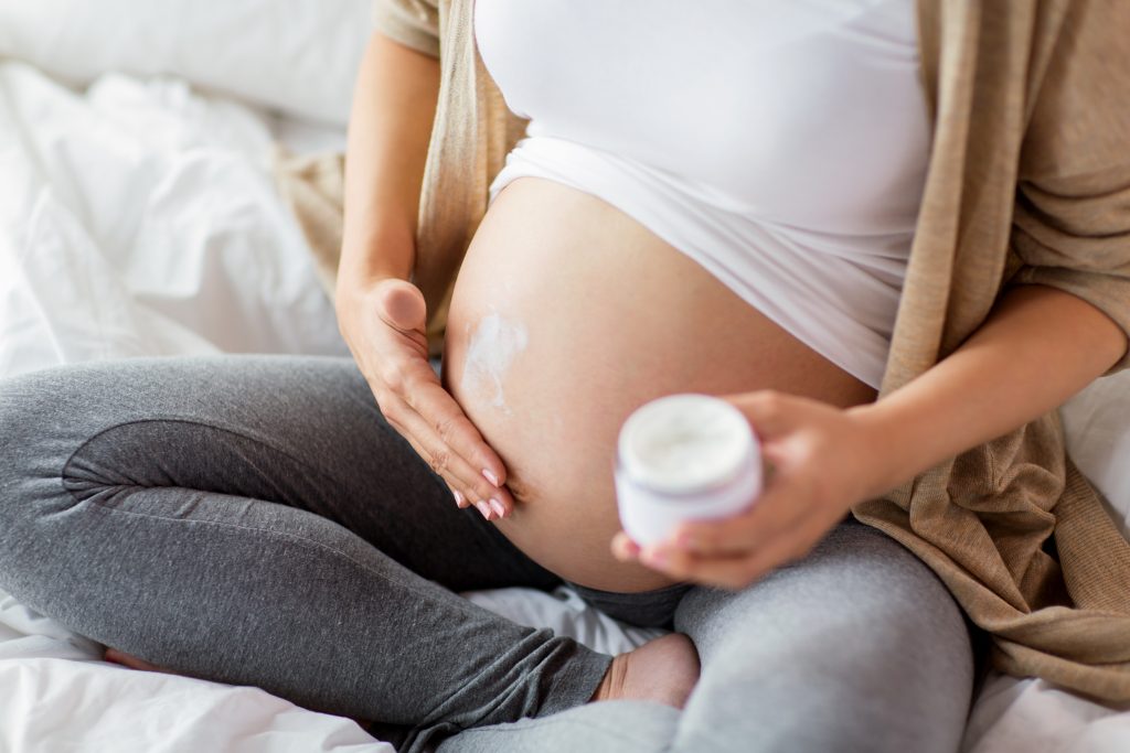Hamilelikte Çatlak Kremi Kullanmanız için 10 Neden